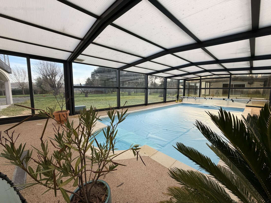 Maison à SAINT-PRIEST-BRAMEFANT