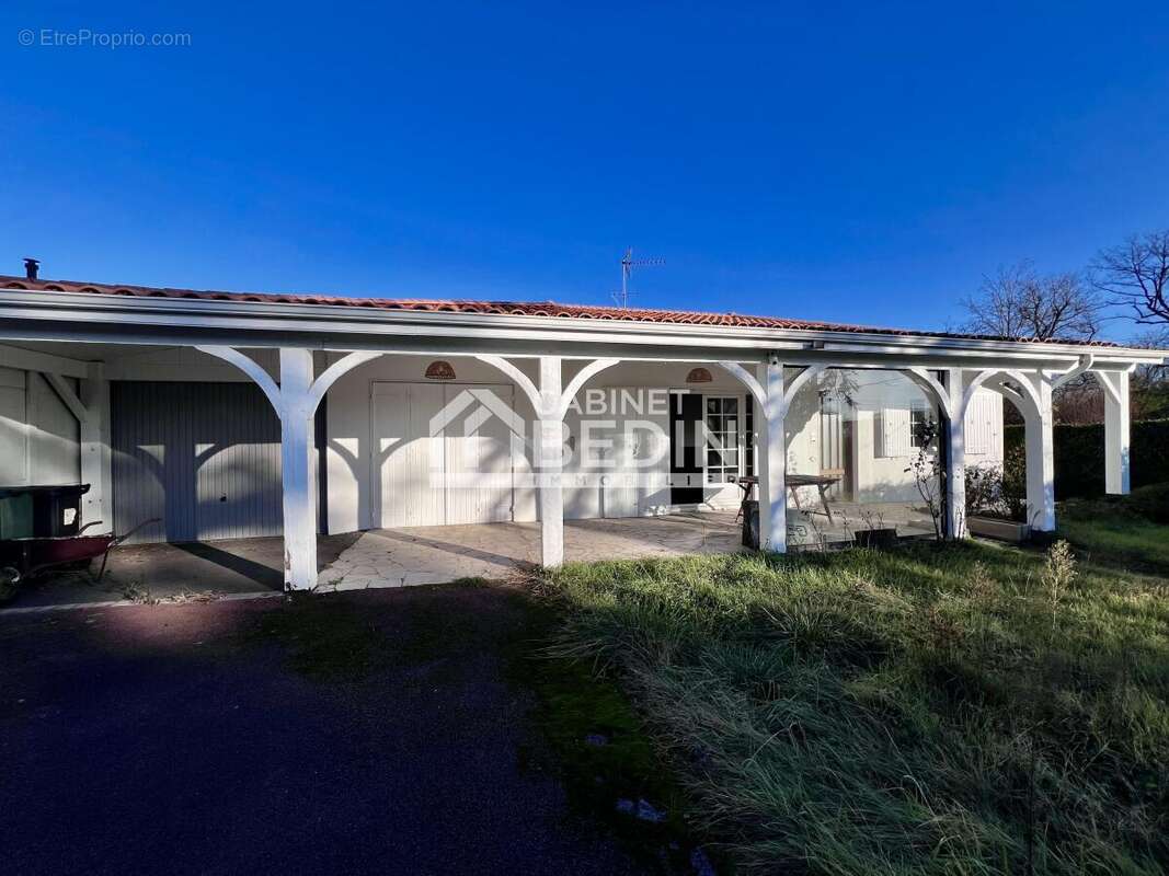 Maison à SAINTE-EULALIE