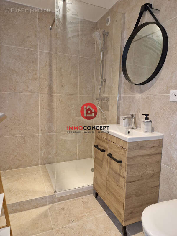 Maison à ROQUEMAURE