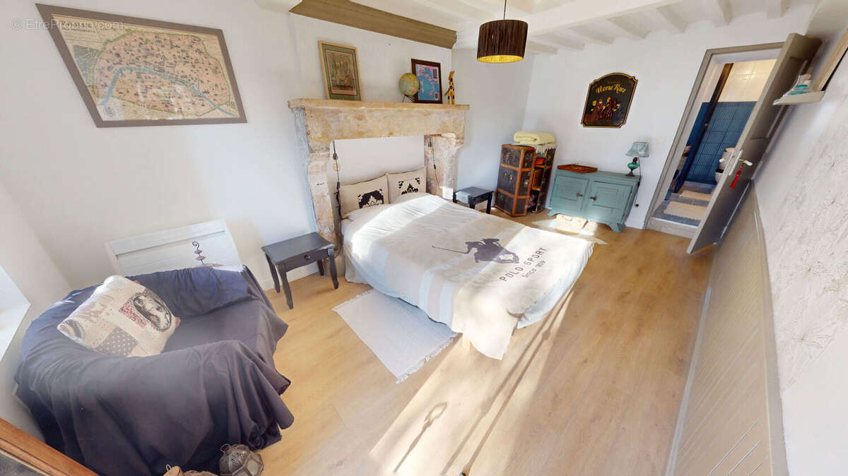 Maison à MEZIDON-CANON