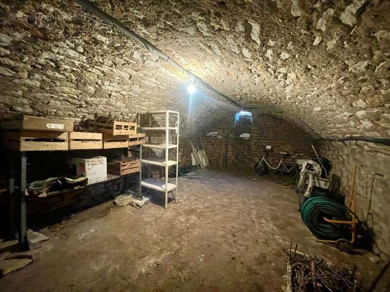 Maison à POUILLY-SUR-LOIRE