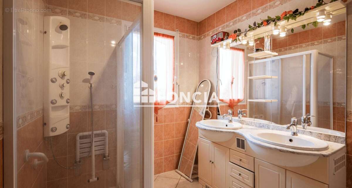 Ceignac, maison de plain-pied 95m2 avec cellier/cave et grand garage - photo 10