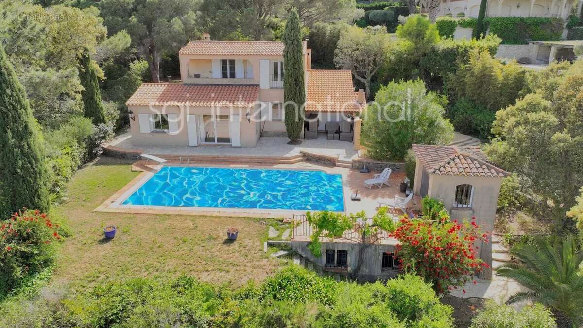 Maison à RAMATUELLE