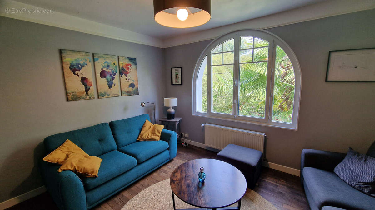 CÔTES D'ARMOR Belle maison rénovée de 4 chambres avec jardin, terrase, à proximité d'une rivière et d'un site prisé pour de natu - photo 4