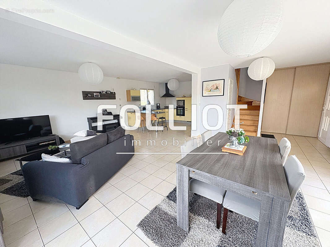 Maison à MARCEY-LES-GREVES