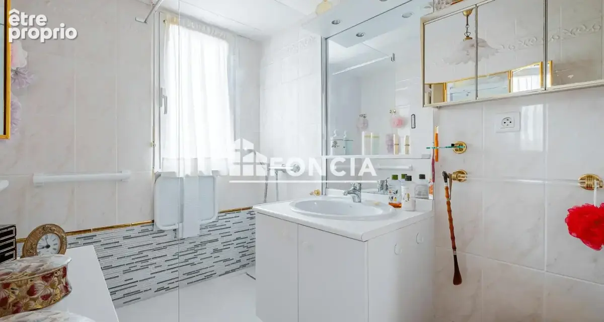  La Baule Centre – Appartement T3 de 66 m², lumineux avec balcon, garage et cave – tout à pied - photo 8