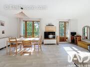 Photo 1 - Appartement à BRIE-COMTE-ROBERT