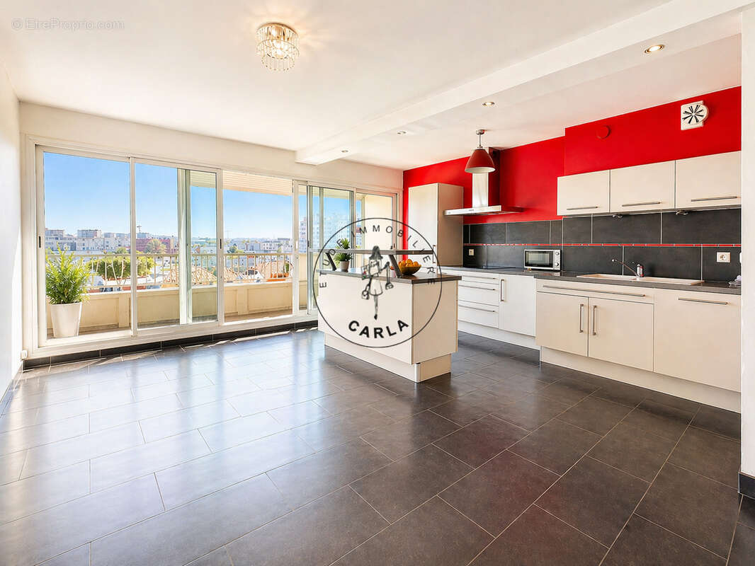Appartement à LYON-8E