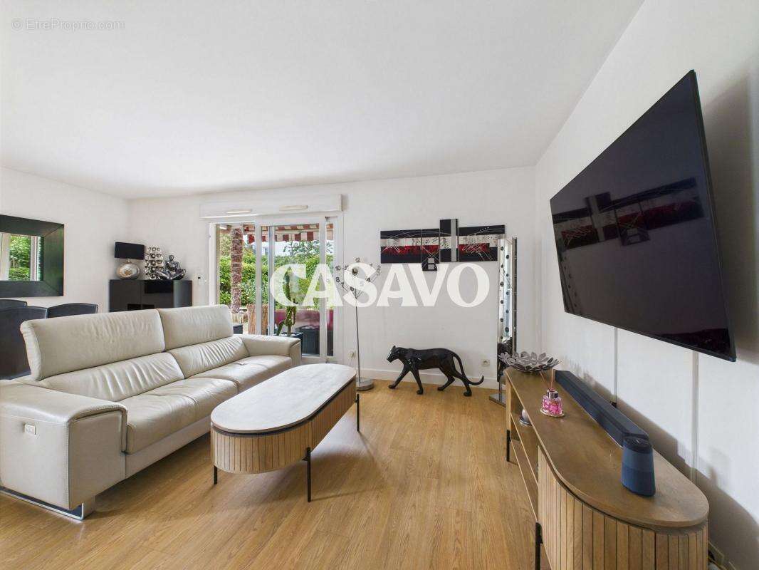 Appartement à DECINES-CHARPIEU