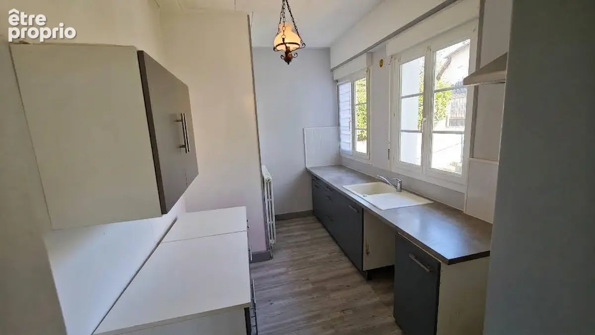 Maison familiale 4 chambres (T5)  avec garage et jardin - photo 4