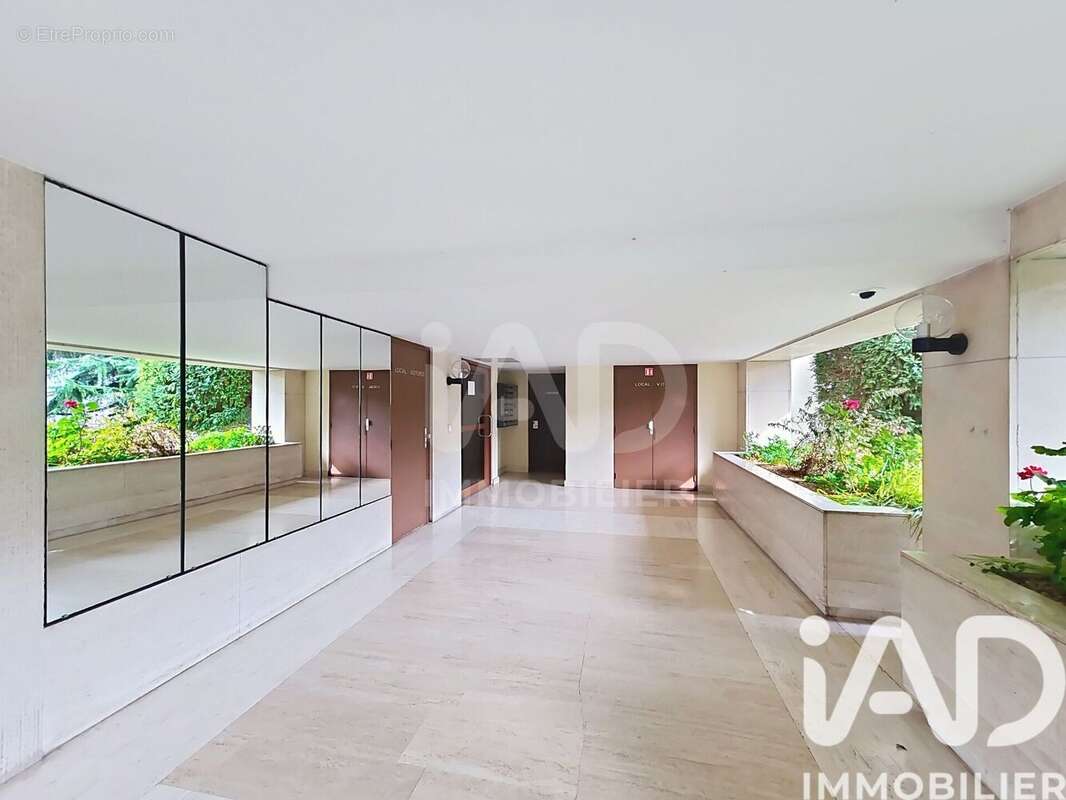 Photo 7 - Appartement à COURBEVOIE