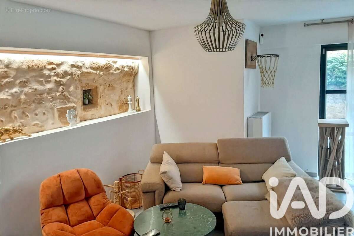 Photo 2 - Maison à BEAUMONT-LES-VALENCE