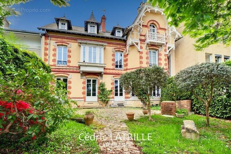 Maison à TARBES