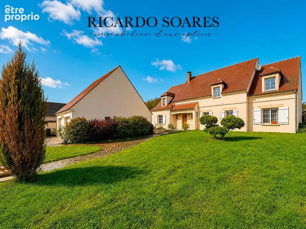 60940 angicourt / propriété d'exception / grands volumes / 242m2 / 5 chambres / double garage / terrain 1373m2 - photo 18