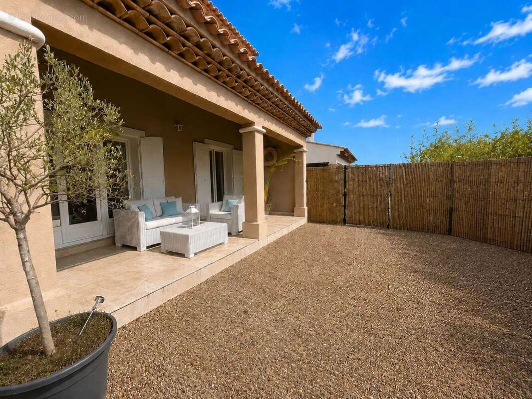 Maison à LE CANNET-DES-MAURES