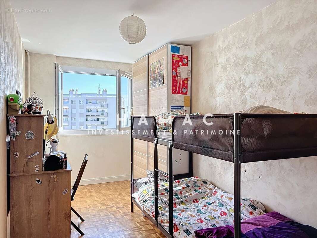 Appartement à OULLINS