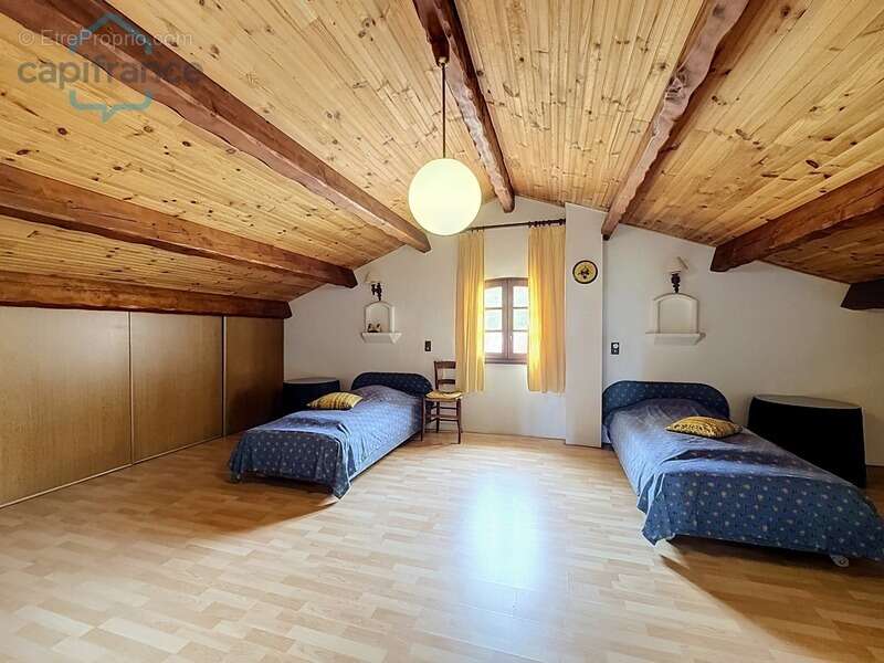 À vendre à 10 min d'Anduze: Maison avec Gîte et Piscine - Idéale pour Investissement ou Accueil Familial ! - photo 18