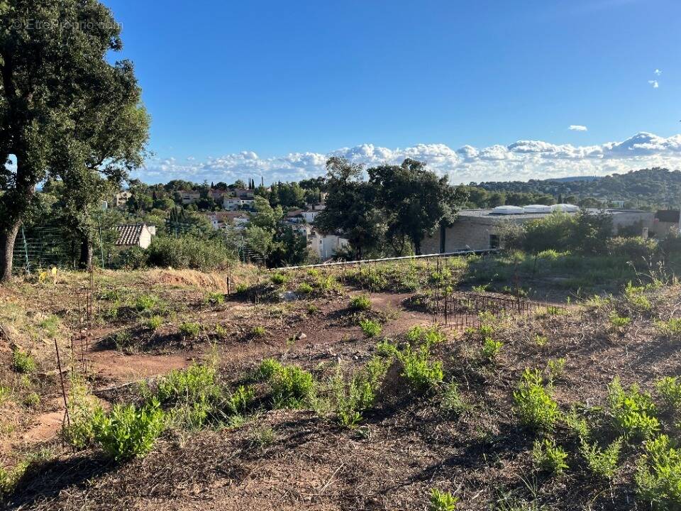 Terrain à LA GARDE