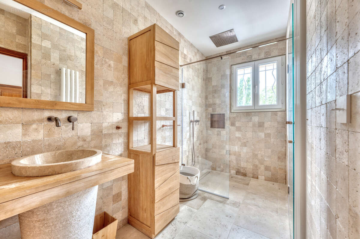 Maison à TILLAY-LE-PENEUX