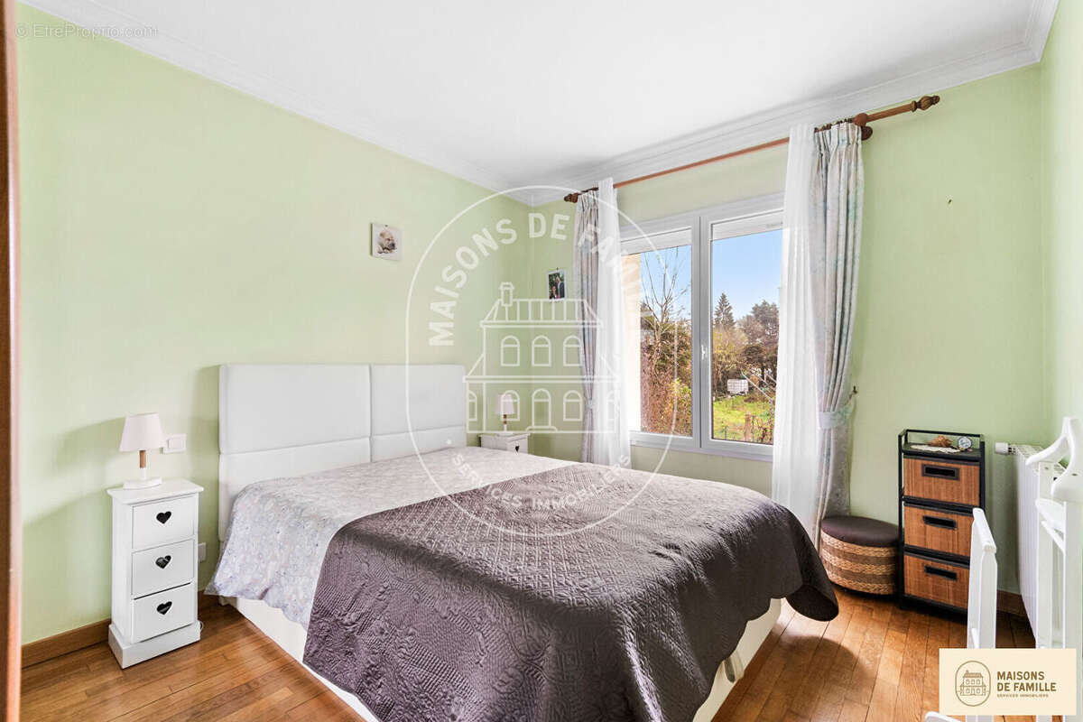 Maison à RUEIL-MALMAISON