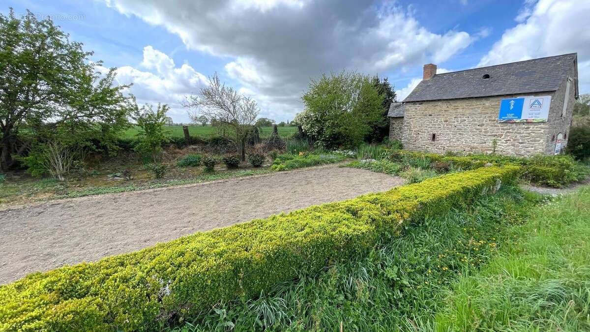 Photo 2 - Terrain à ARON