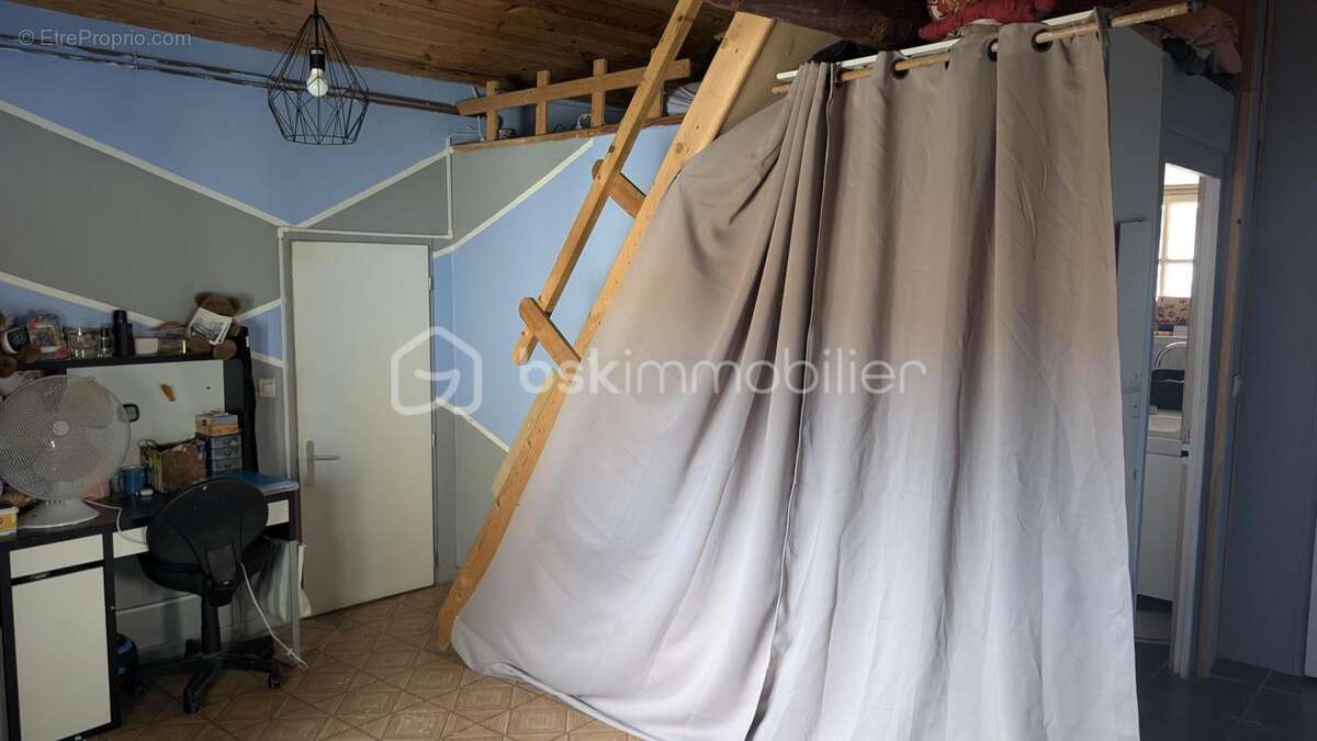 Ferme en U - 138 m² habitables, 4 chambres, jardin et grange - photo 16