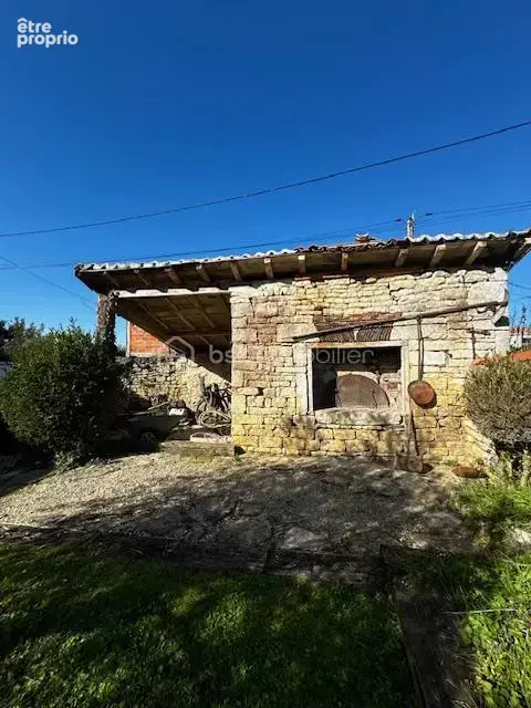 Charmante maison charentaise en pierres – 195 m² habitables – Terrain arboré de 1433 m² avec four à pain - photo 13