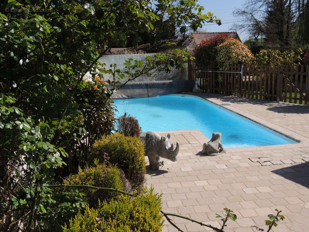 Maison à MONTEREAU-FAULT-YONNE