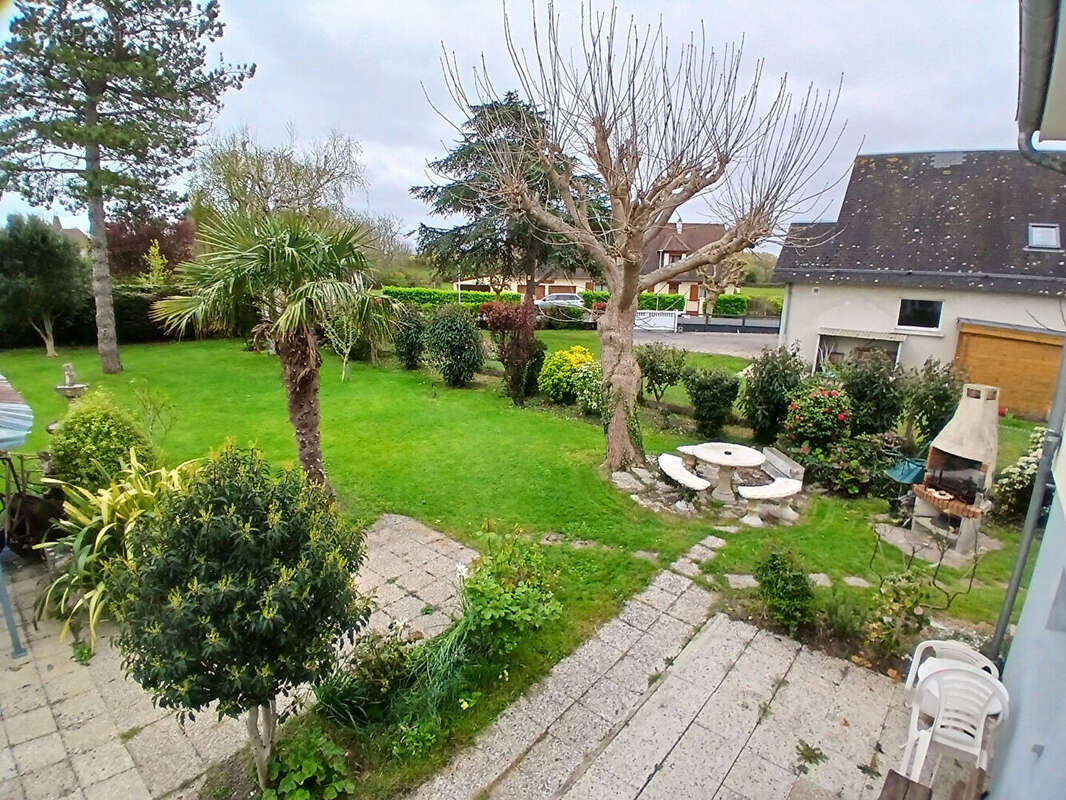 Maison à MERVILLE-FRANCEVILLE-PLAGE