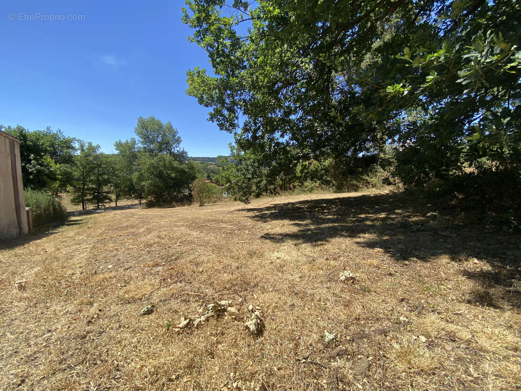 GOURDON Terrain constructible de 645 m2 en bord de Loire - photo 3