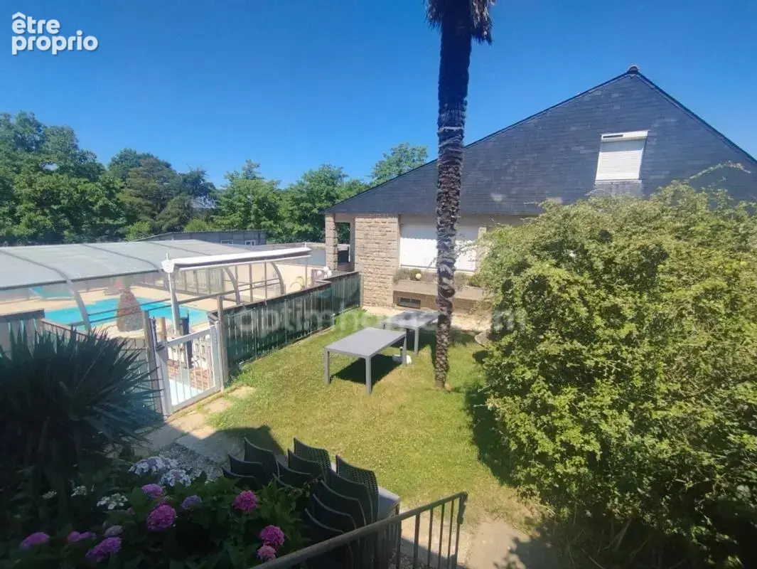 Ensemble immobilier avec bar-restaurant, gîtes et piscine – fort potentiel touristique Proche de DINAN (22) - photo 2