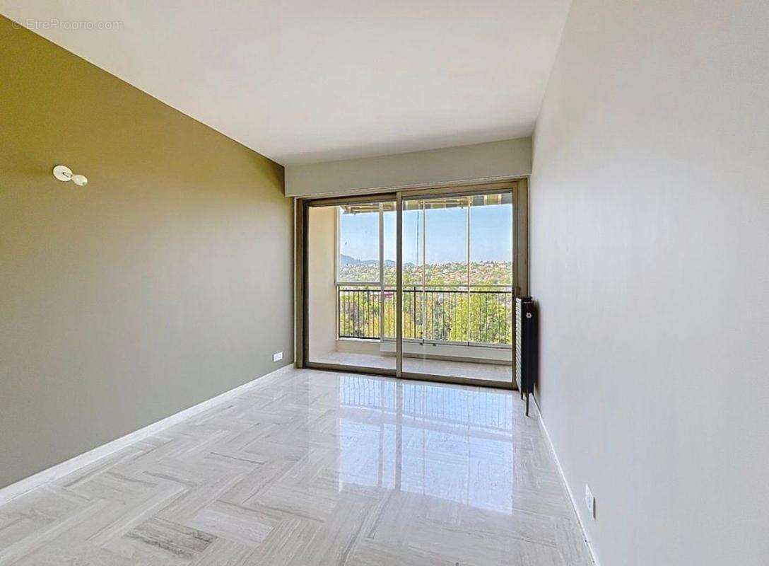 Cannes Marina – Appartement vue dégagée & aperçu mer - photo 7