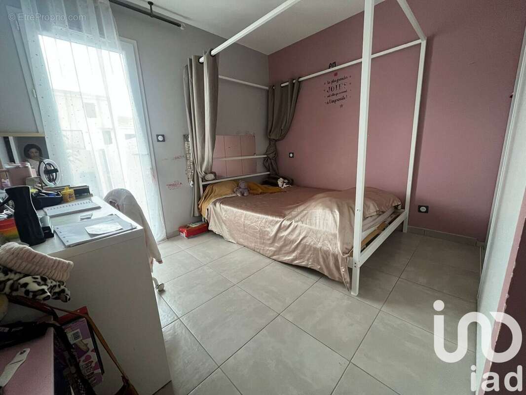 Photo 9 - Maison à RESTINCLIERES