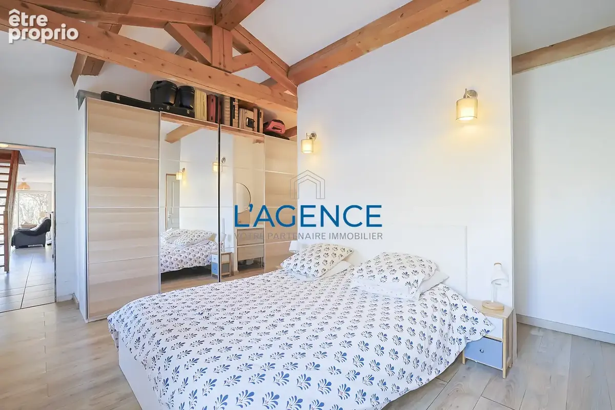 HYERES LA CAPTE - Mer à pieds - Maison de type T4 - 115m2 - photo 11