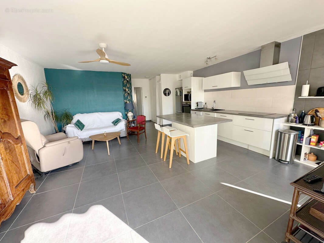 Appartement à CANDILLARGUES