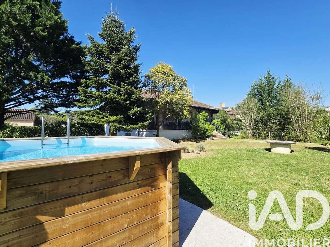 Photo 2 - Maison à PUY-L'EVEQUE