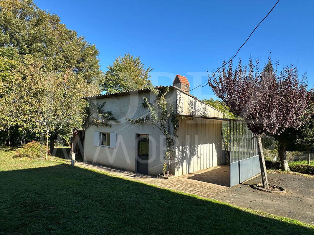Maison à SAINT-AMANS-SOULT