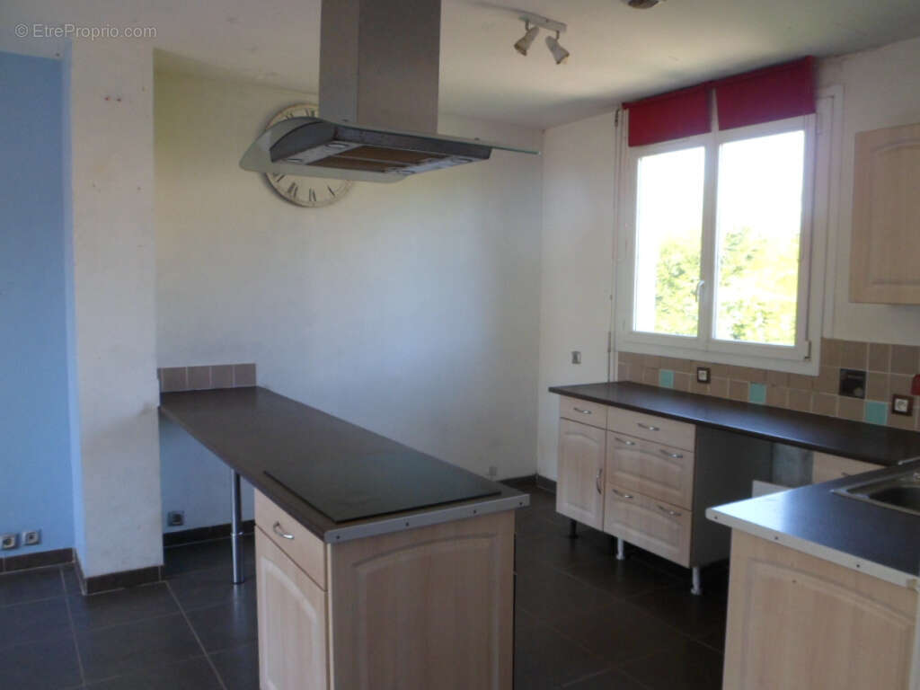 Maison à SAINT-MESMIN