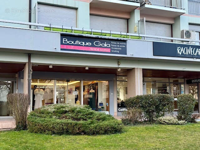 Commerce à DIVONNE-LES-BAINS