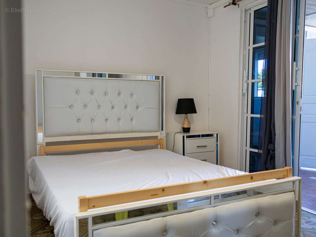Appartement 250 m² à Vieux-Habitants  - photo 7