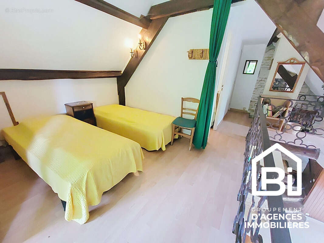 Maison à BRETTEVILLE-L'ORGUEILLEUSE