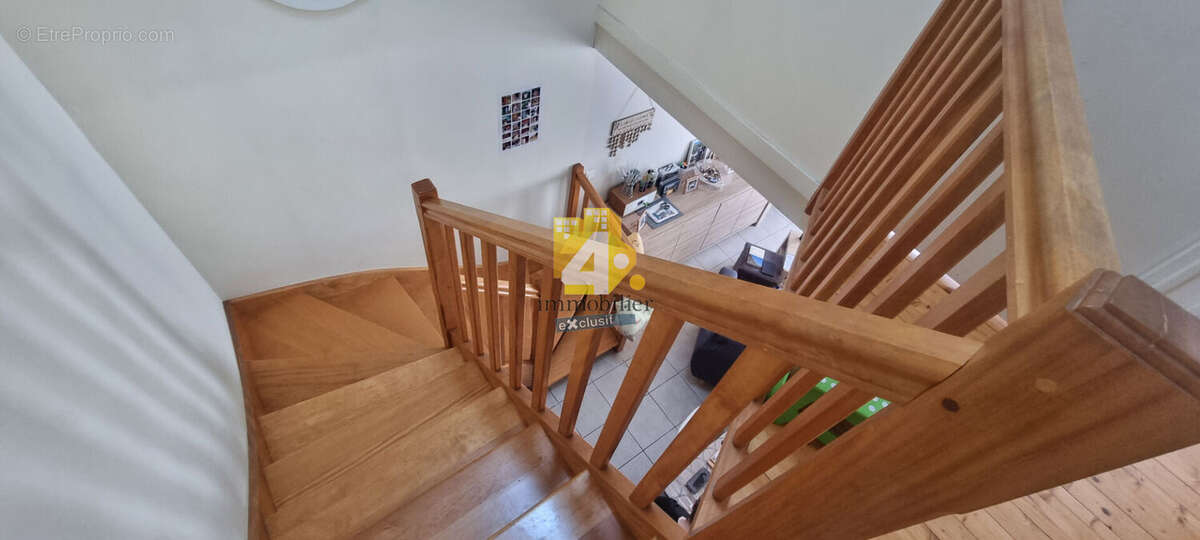 Maison à LA CHAPELLE-DES-MARAIS