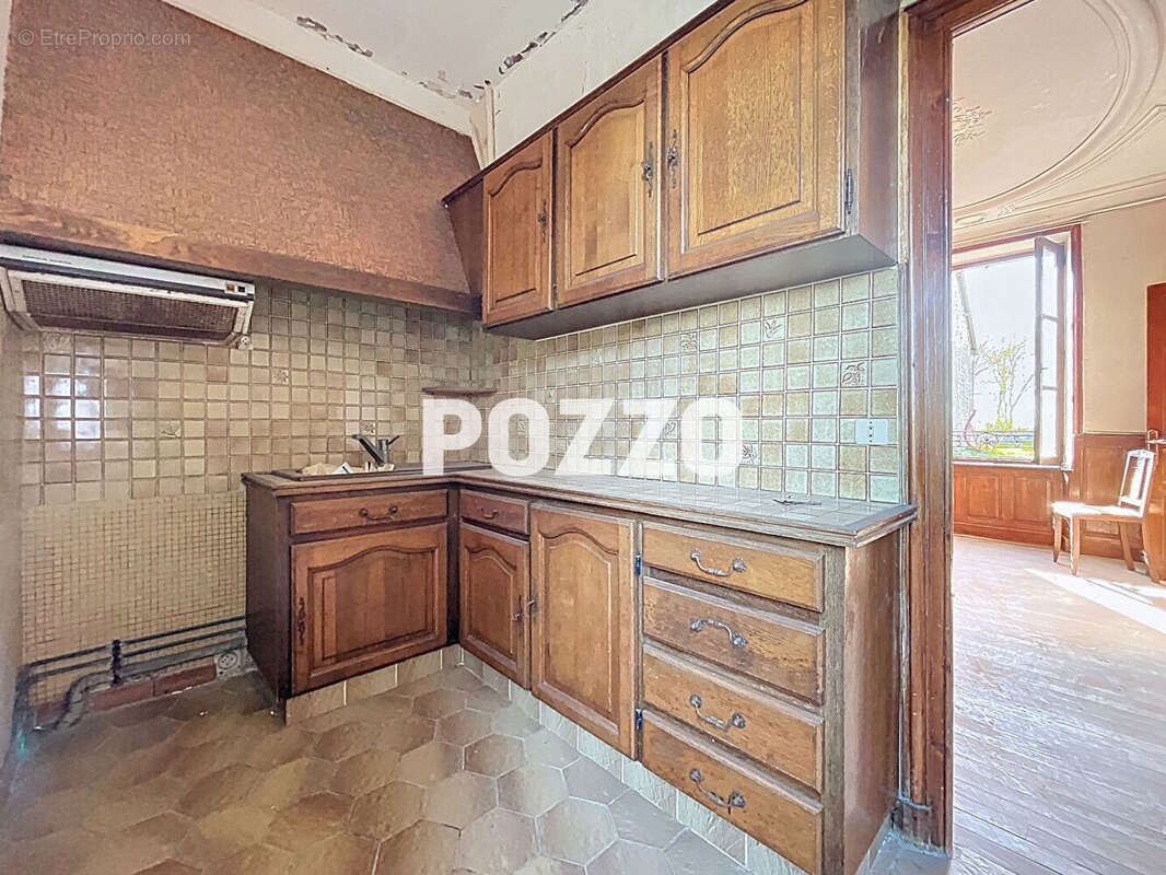 Maison à SAINT-MICHEL-DE-MONTJOIE