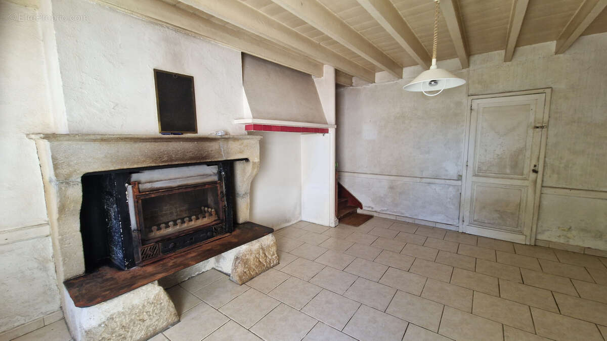 Maison à SAINT-MACAIRE