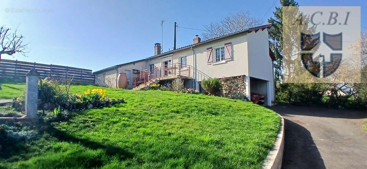 Maison à MAZANGE