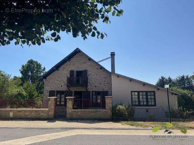 Maison 132 m² à Madranges  - photo 3