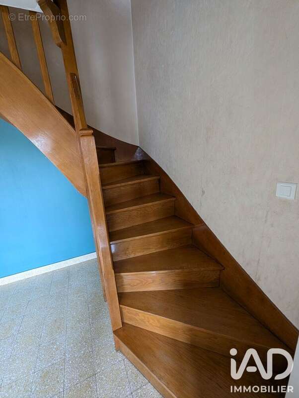 Maison 90 m² à Mont-Saint-Sulpice  - photo 9