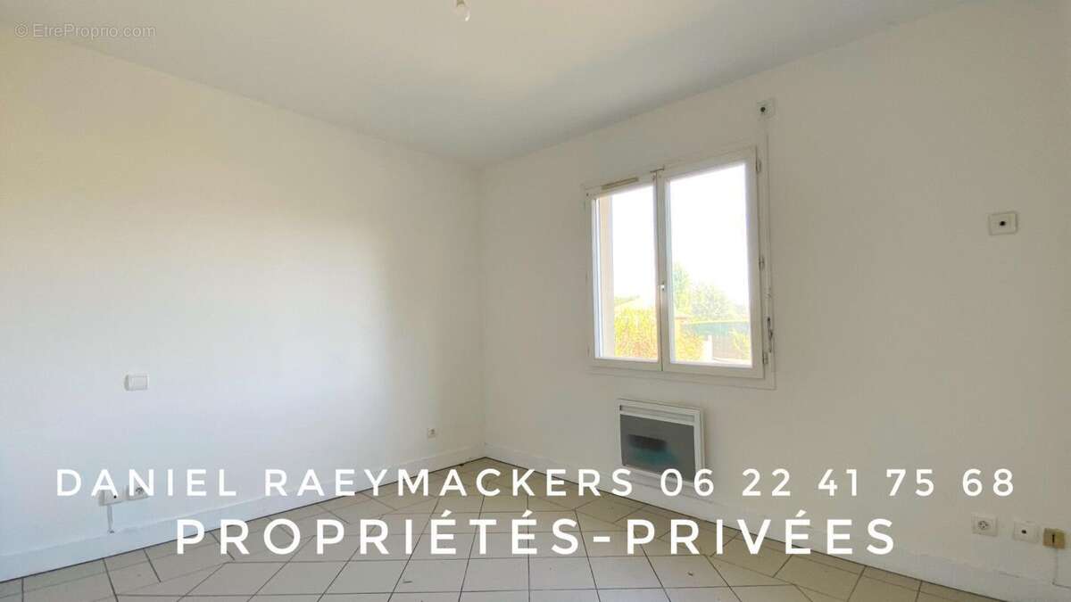 EXCLUSIVITÉ  Plain-pied 97 m², 3 chambres, garage et terrain clos de plus de 1 000 m² à 5 min de Montpon-Ménestérol - photo 7