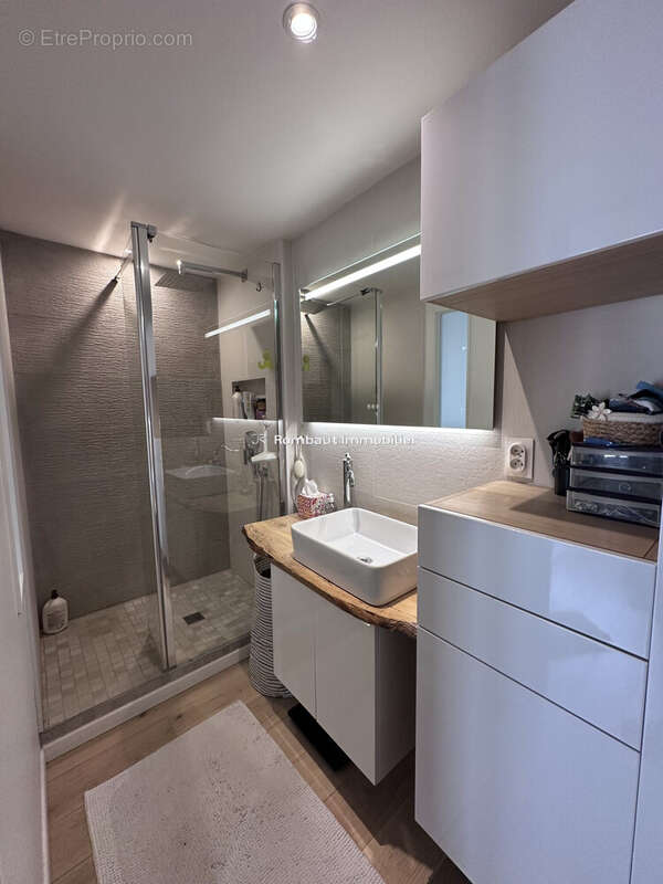 Appartement à LA CELLE-SAINT-CLOUD