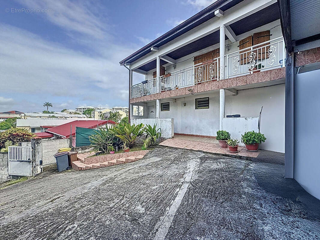 Maison à SAINTE-LUCE